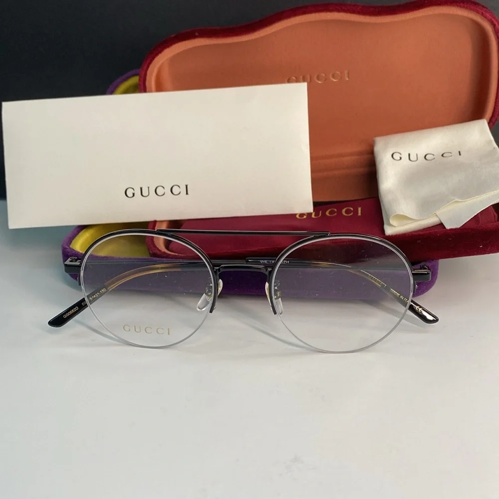 Gucci gg0682o description